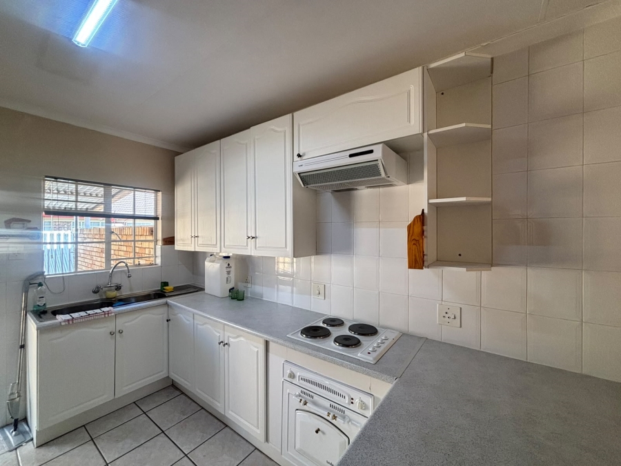 2 Bedroom Property for Sale in Dassie Rand North West